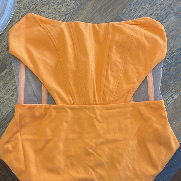 NWT Brand new Leighton midi dress in gorgeous clementine with mesh. - Picture 3 of 5